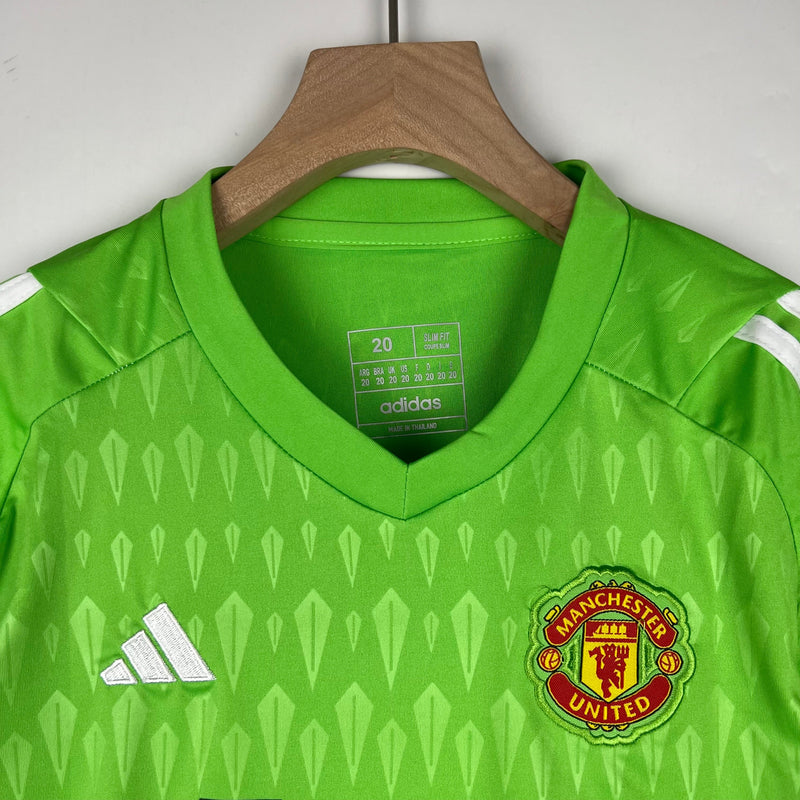 MANCHESTER UNITED GOLEIRO I 23/24 CONJUNTO INFANTIL